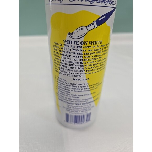 Chris Christensen White on White Whitening Treatment Dog Shampoo (16OZ) - Picture 4 of 6